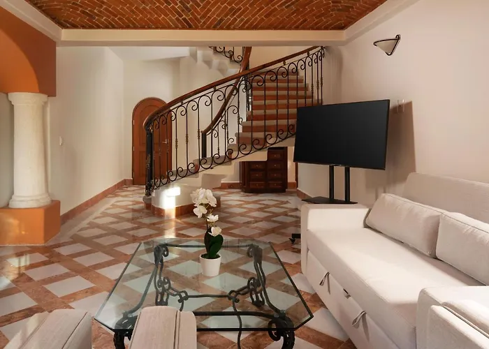 Hotel Eurostars Hacienda Vista Real 5*