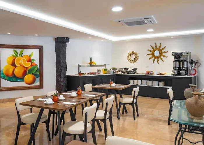 Eurostars Hacienda Vista Real 5*