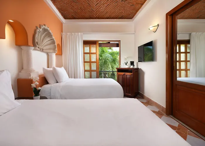 Eurostars Hacienda Vista Real Hotel 5*