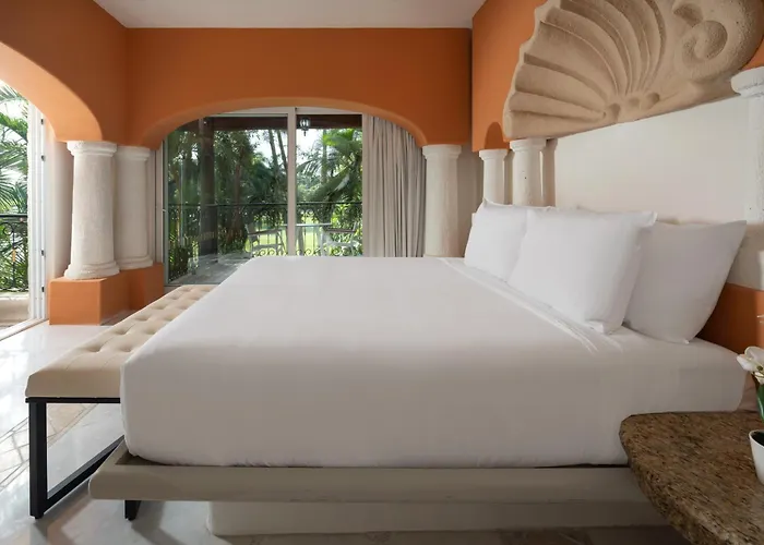 Eurostars Hacienda Vista Real Hotel 5*